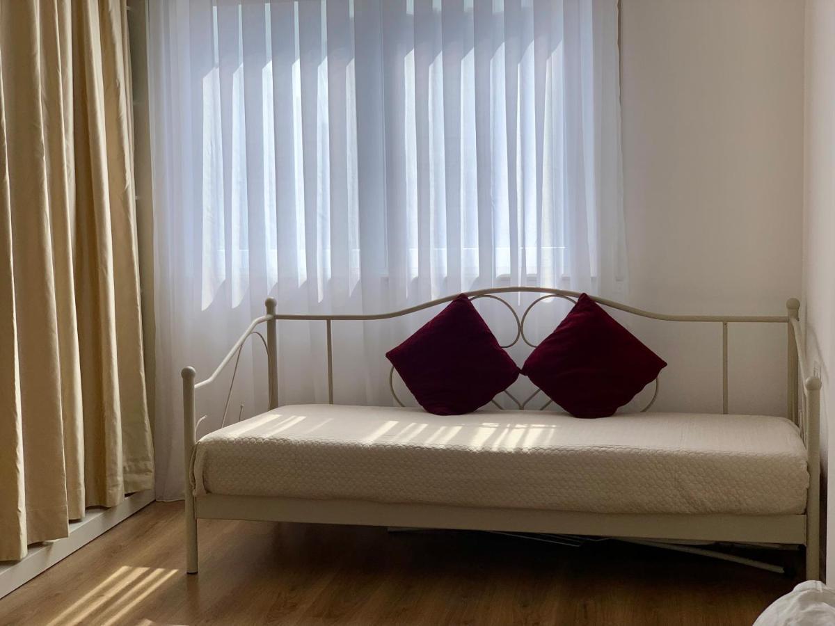 티라나 New Apartament 아파트 외부 사진